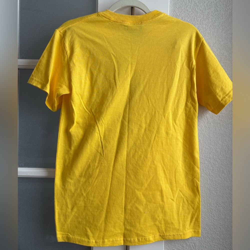 Disney - Unisex Oregon Ducks Mickey Mouse Disney T-Shirt - Size Small - Yellow‎ - Picture 3 of 6